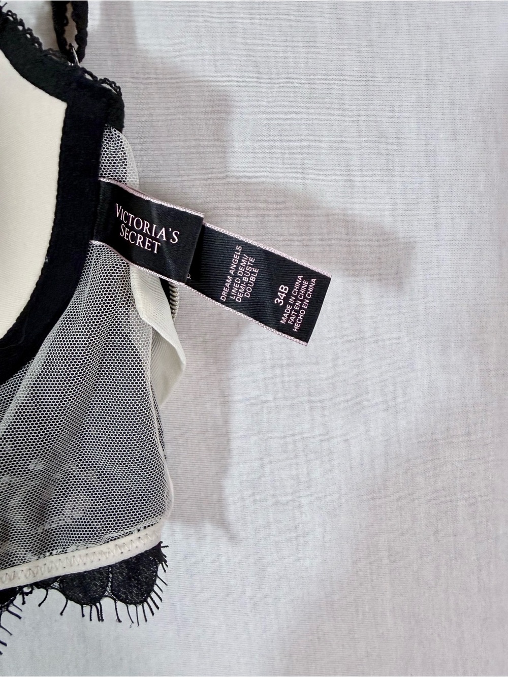 Victoria’s Secret 34B Black Lace Longline Bralette - Women Intimates - Picture 3 of 4